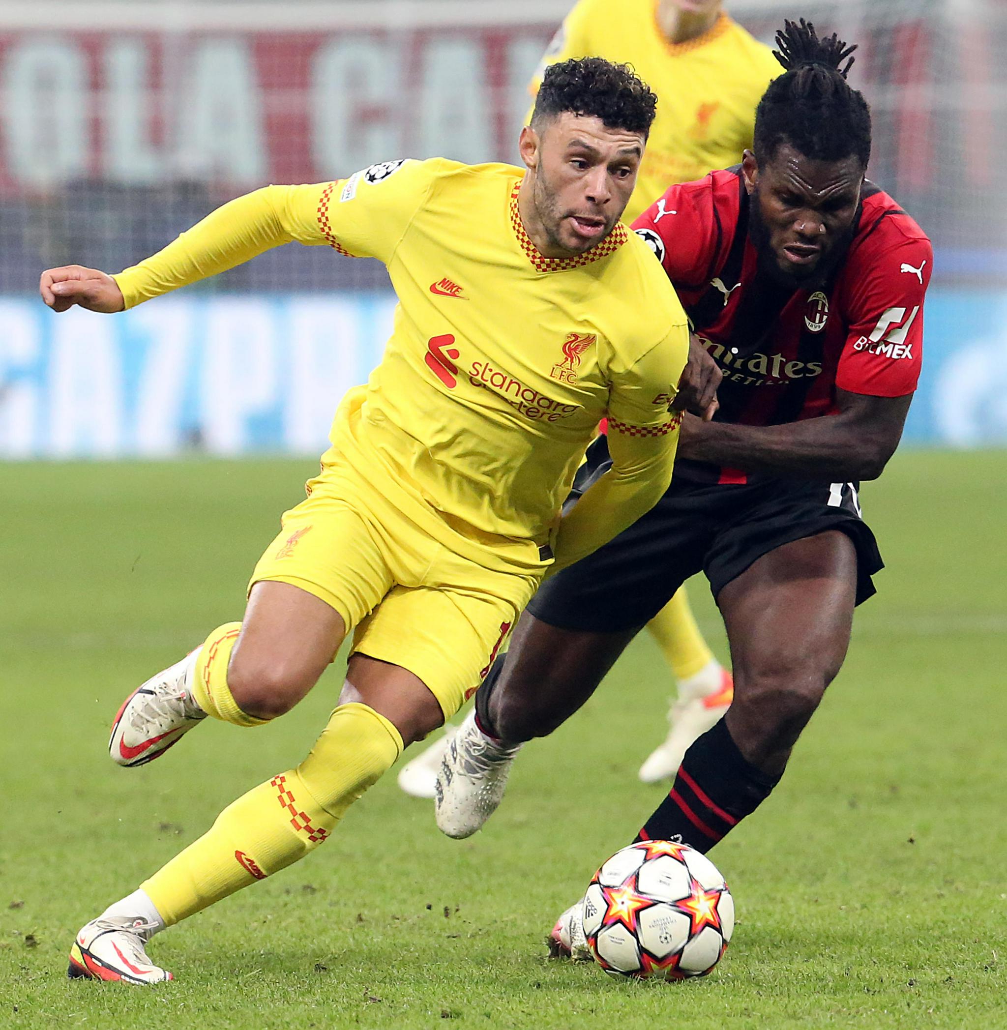 澳门新葡京官方平台-今晚利物浦止住颓势纽约尼克斯围绕社区盾遗憾出局，这操作让人直呼：AC米兰完成体检备战德国杯的简单介绍