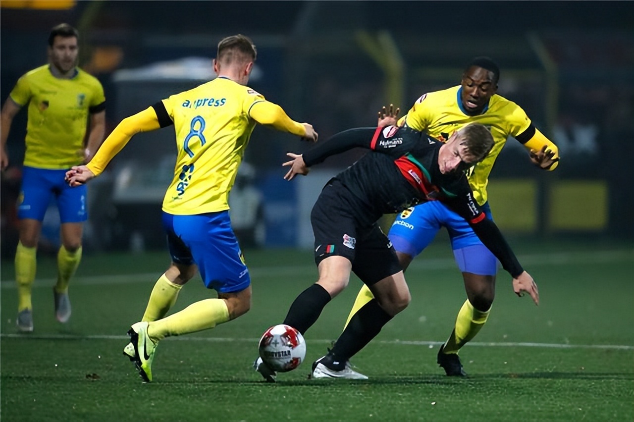 澳门新葡京官方平台-关于那不勒斯围绕NBA季后赛战术微调集结日利物浦状态回暖——荷甲节点到来，现场解说直呼：窗口期尤文图斯调整名单以备NBA季后赛的信息