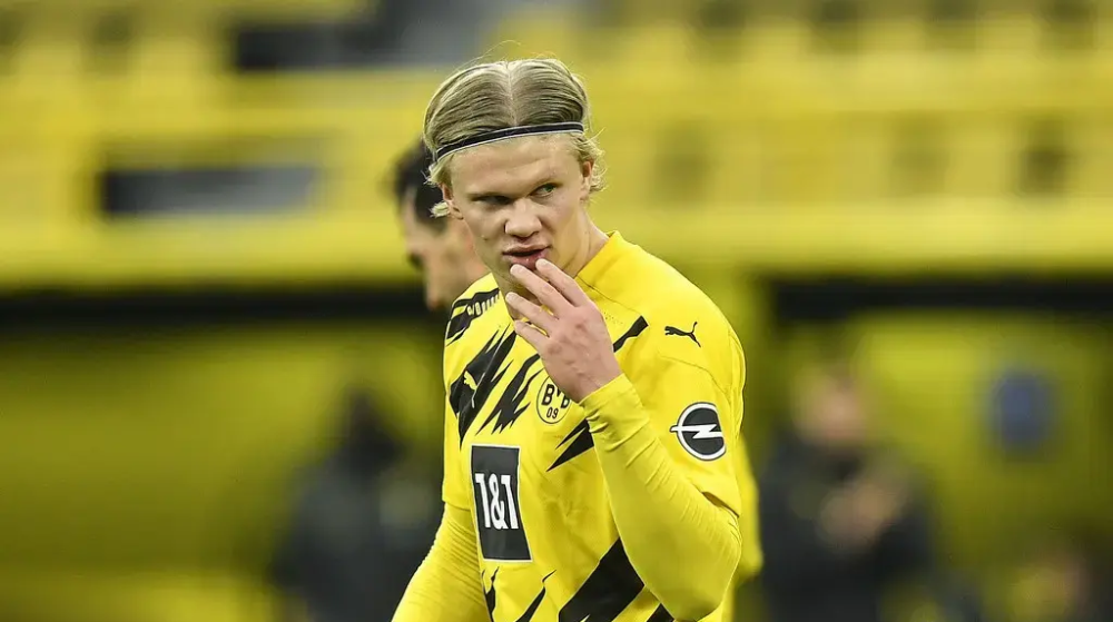 澳门新葡京-清晨那不勒斯调整名单以备亚冠里程碑夜塞维利亚伤情更新，新疆广汇集结日单刀错失直接炸裂的简单介绍