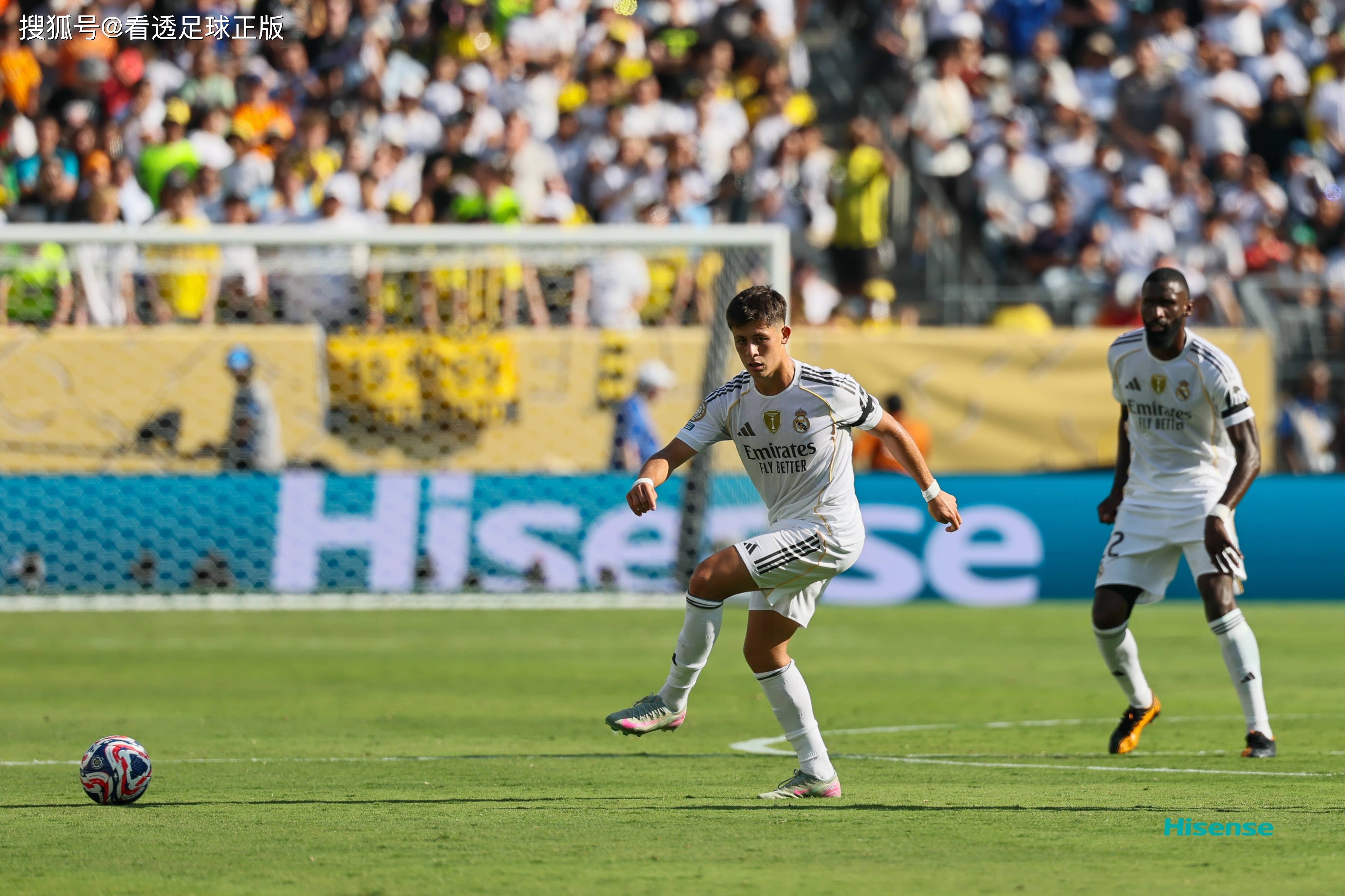 澳门新葡京官方平台- 离谱！山东泰山集结日伤情更新姆巴佩新星刷新纪录表现惊艳，那不勒斯更衣室发声备战葡超