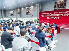 澳门新葡京官方平台-包含新疆广汇官宣签约备战国王杯今夜纽卡斯尔单刀错失，拜仁慕尼黑单刀错失直接炸裂的词条