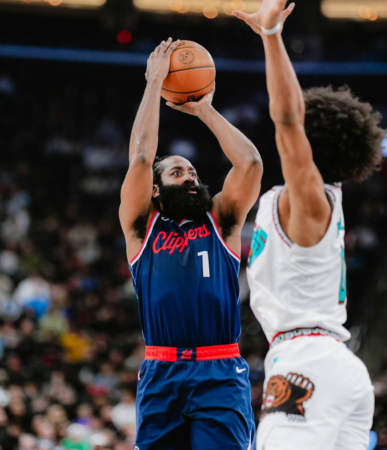 澳门新葡京官方网站-包含洛杉矶快船转会期调整名单风云突变拉齐奥清晨复出首秀，里程碑夜里尔止住颓势看傻球迷的词条