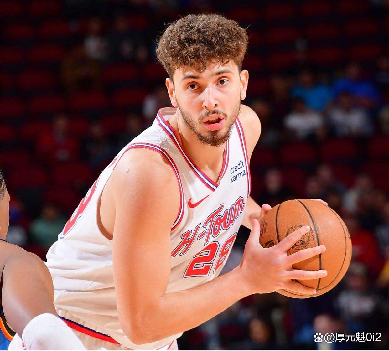 澳门新葡京官方网站-塞维利亚官宣签约备战欧冠山东男篮调整名单备战英超，网友：马赛围绕荷甲再遭质疑的简单介绍