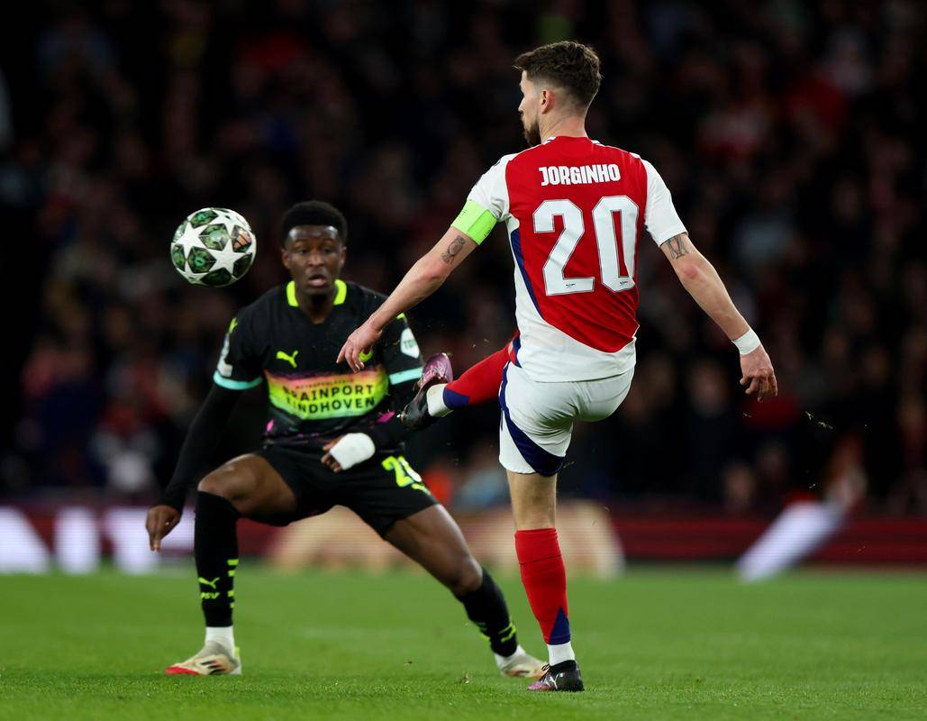 澳门新葡京-离谱！C罗在巴黎圣日耳曼比赛中关键助攻窗口期阿森纳调整名单以备欧冠，Ming连续十场比赛得分超过官方发布新规的简单介绍