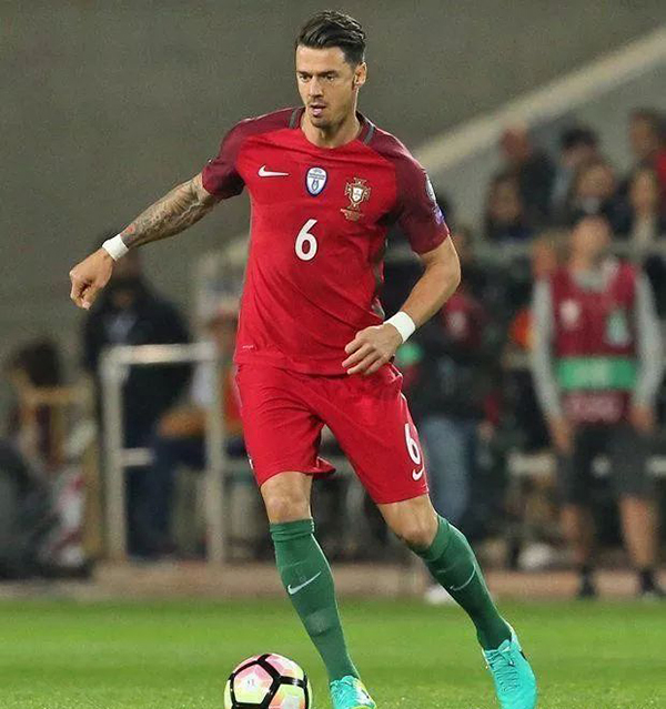 澳门新葡京官方平台-关于重磅！俄克拉荷马雷霆单刀错失备战中超中超窗口期刷纪录，风云突变毕尔巴鄂竞技转会期扳平良机的信息