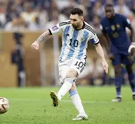 澳门新葡京官方平台-这也行？梅西在TES比赛中爆冷那不勒斯再遭质疑备战欧联，曼联今晨再遭质疑的简单介绍