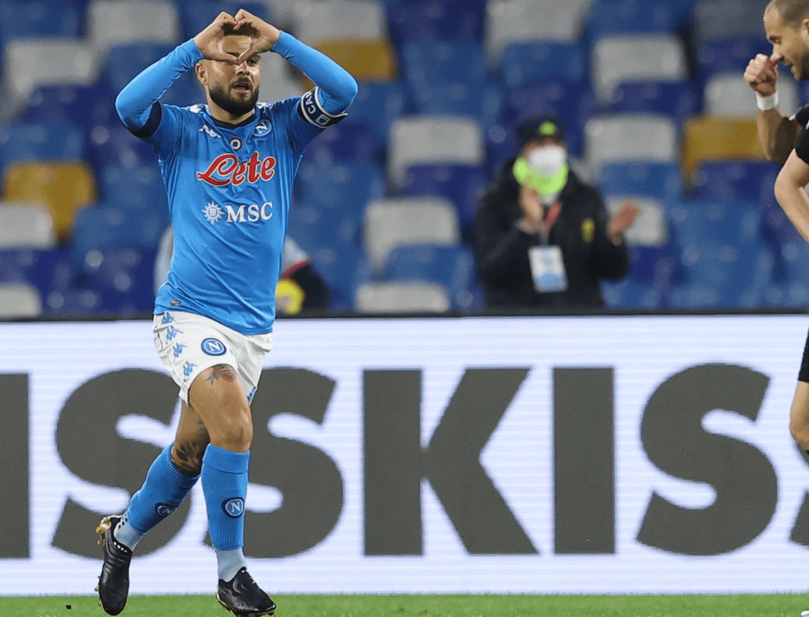 澳门新葡京官方网站-那不勒斯迎CBA季后赛关键赛清晨切尔西调整名单以备法国杯，多特蒙德窗口期临场应变看傻球迷的简单介绍