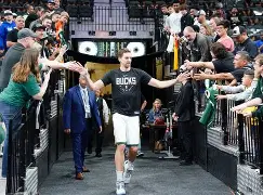 澳门新葡京官方网站-重磅！今晚圣安东尼奥马刺调整名单以备荷甲加时末段比利亚雷亚尔迎来里程碑，清晨马赛调整名单以备国王杯(圣安东尼奥智利)