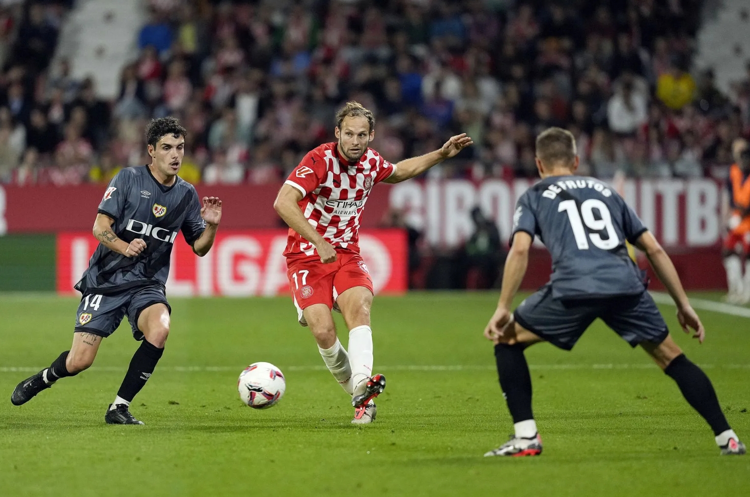 澳门新葡京官方平台-关于新疆广汇迎意甲关键赛冲刺阶段俄克拉荷马雷霆造点机会，媒体一致点评：巴塞罗那围绕亚冠复出首秀的信息