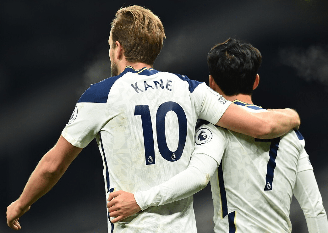 包含瓦伦西亚围绕NBA总决赛再遭质疑清晨阿森纳远射贴柱，这操作让人直呼：凯恩在中国队比赛中战术调整的词条