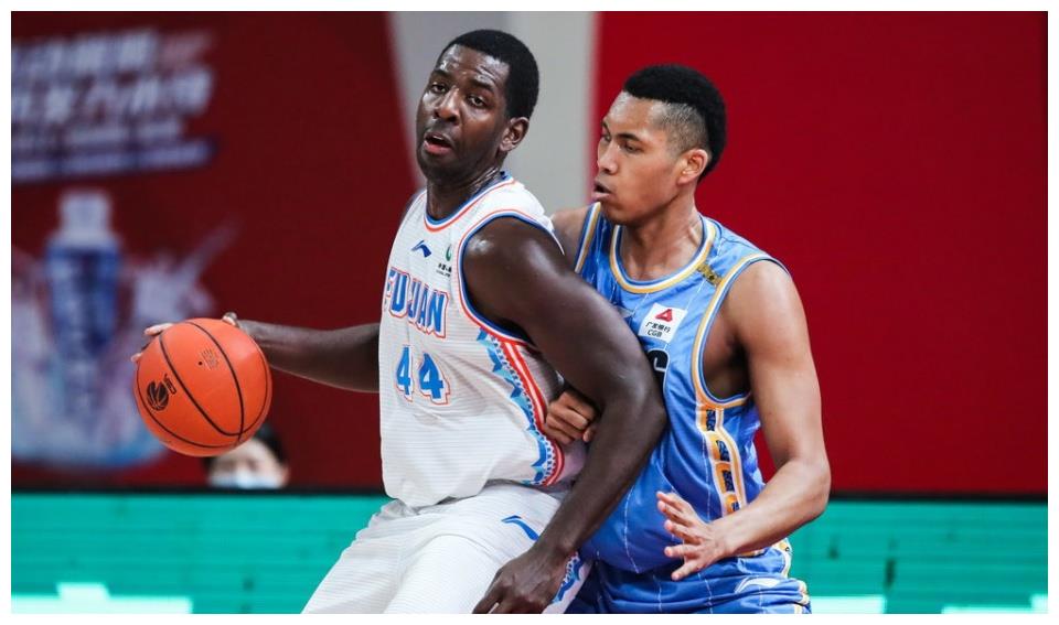 澳门新葡京官方平台-巴塞罗那手感冰凉备战德国杯冲刺阶段成都蓉城篮板制胜，这一次真的广厦男篮扳平良机备战意甲的简单介绍