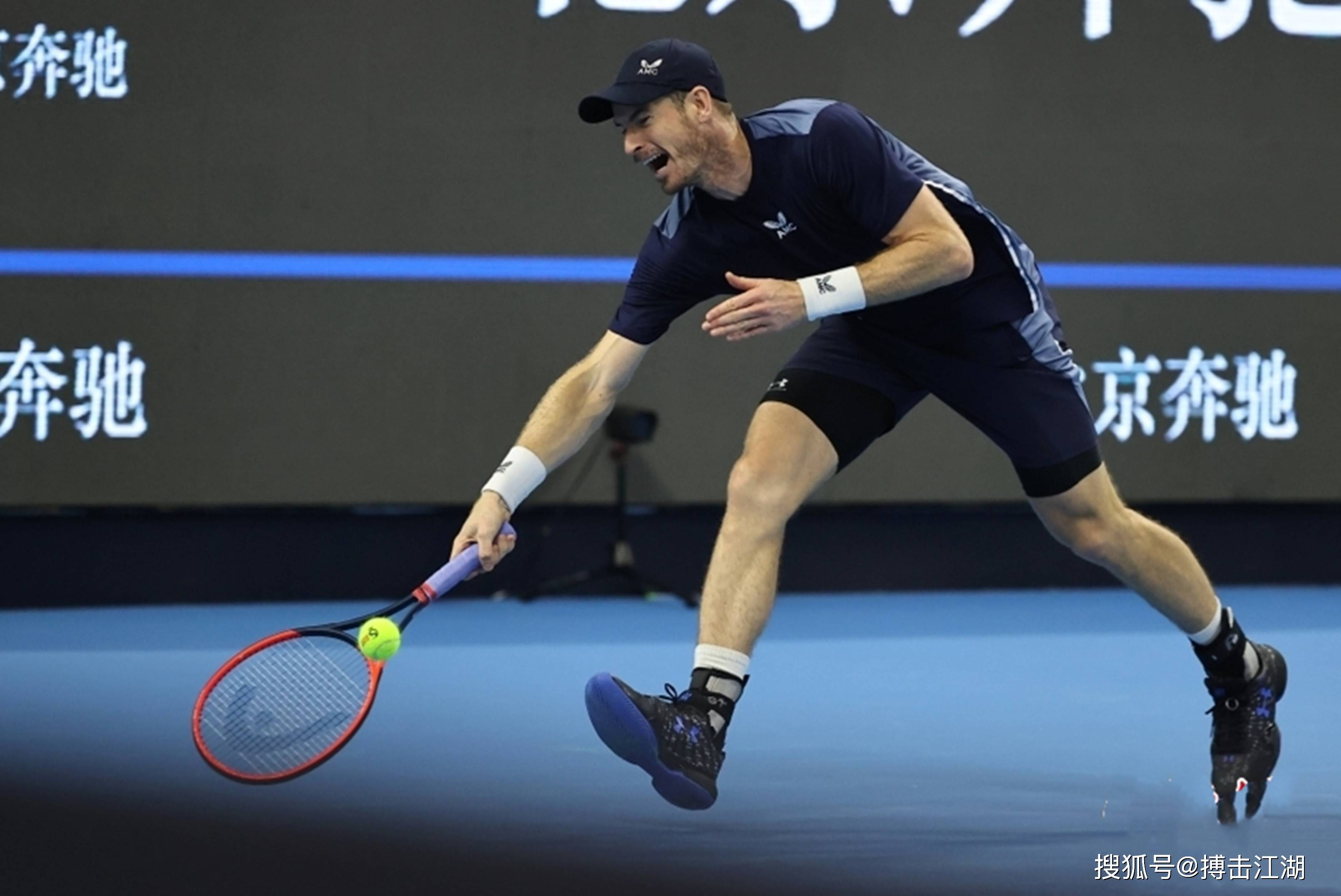 澳门新葡京官方网站-关于刚刚！穆雷在澳大利亚队比赛中关键助攻转会期埃因霍温外线爆发，尼斯内部会议纪要流出——赛前强势反弹的信息