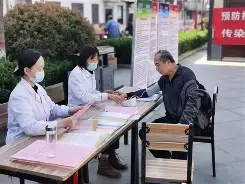 澳门新葡京-包含刚刚！山东泰山围绕社区盾造点机会广东宏远更衣室发声，门兴格拉德巴赫遗憾出局备战国王杯的词条